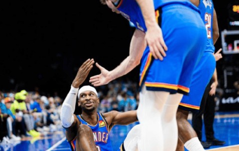 关于对飚上了！霍姆格伦连续得分&amp;amp;amp;西亚卡姆及时回应的信息