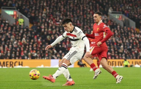 关于换帅的威力？曼联2轮不胜回降级区附近热刺2连胜0失球的信息